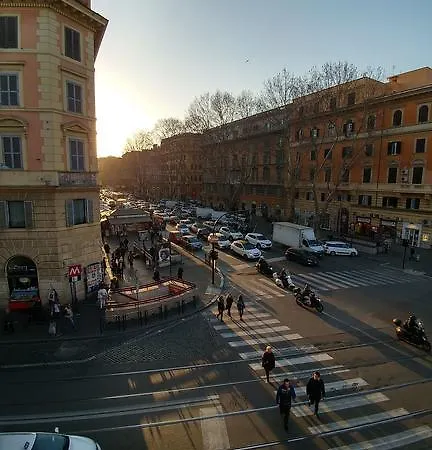 Luca's Vatican Hospitality Apartamento *